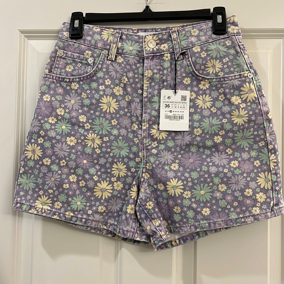 Zara ladies shorts - Picture 1 of 6